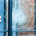 remplacement-vitre-cassee-immeuble